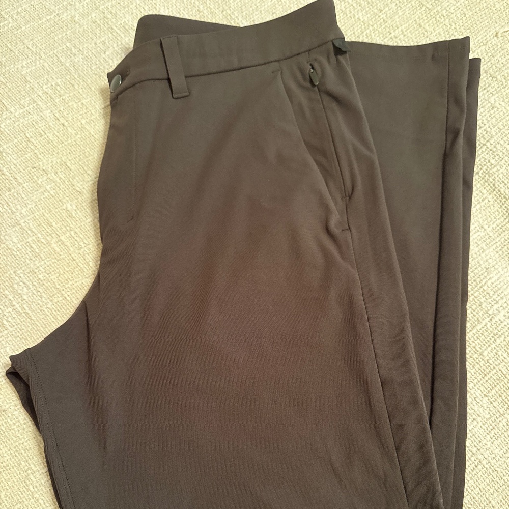 Men’s Lululemon Comission Pants